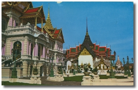 Chakri Throne Hall. Click to enlarge.