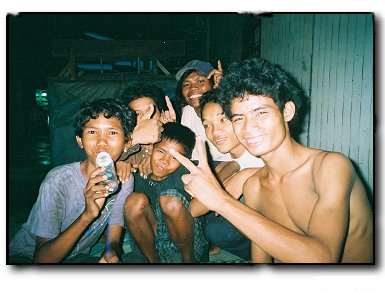 Street children, Phnom Penh. Photo by Antonio Graceffo.